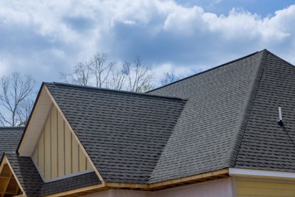 Shingles Replacement in Utica