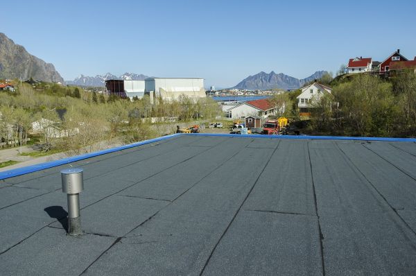 Single Ply Roof Replacement in Utica